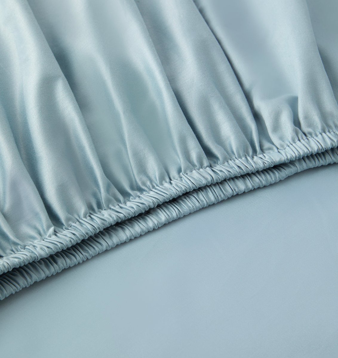 Signature Hemstitch Organic Fitted Sheet Detail | Duman Home