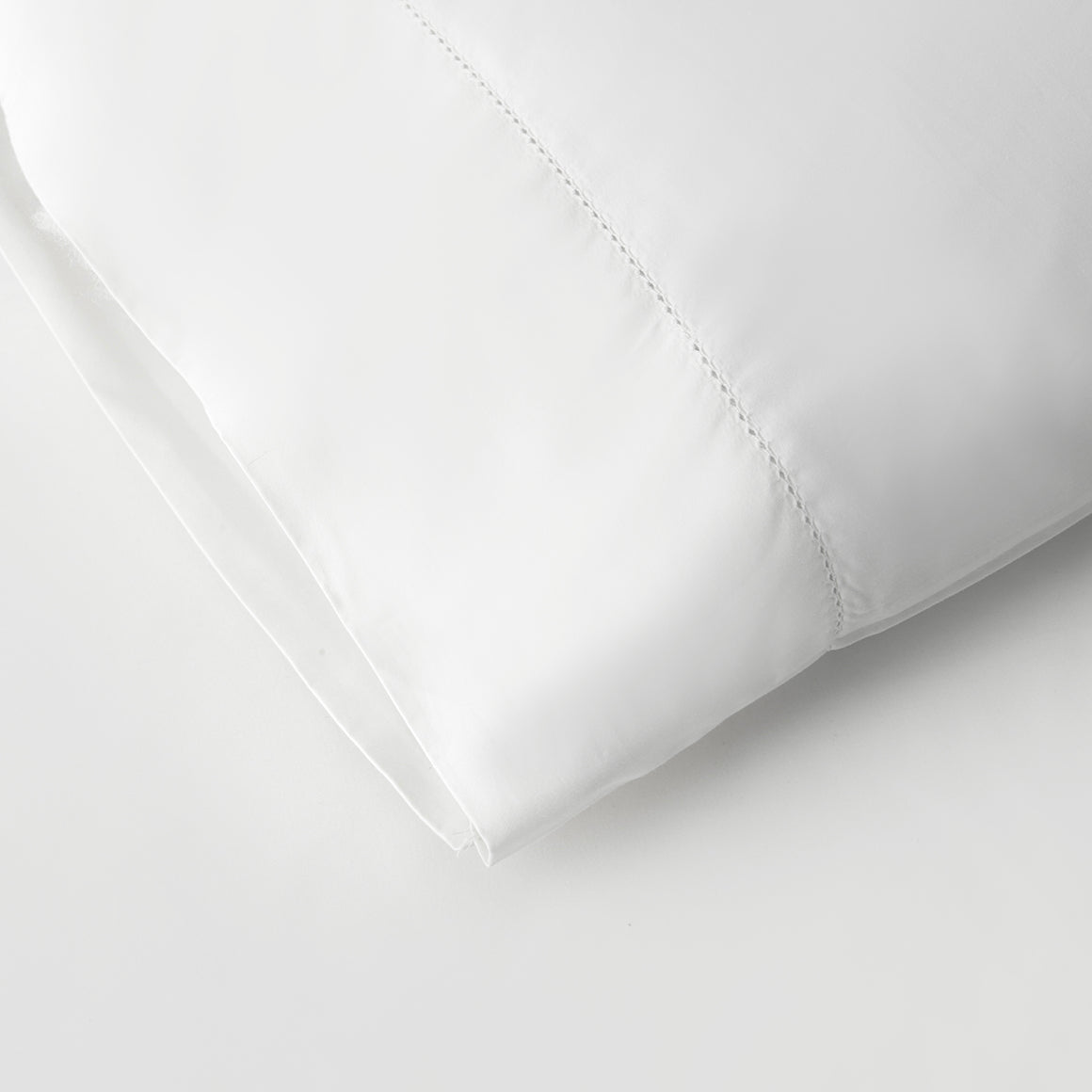 Signature Hemstitch Organic Pillowcase Set White Detail | Duman Home