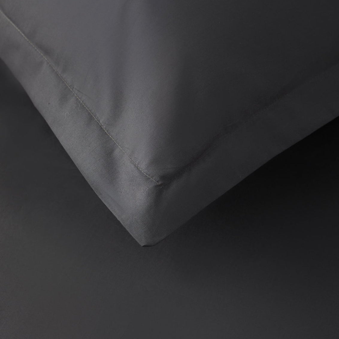 Slate Percale Duvet Set Detail | Duman Home