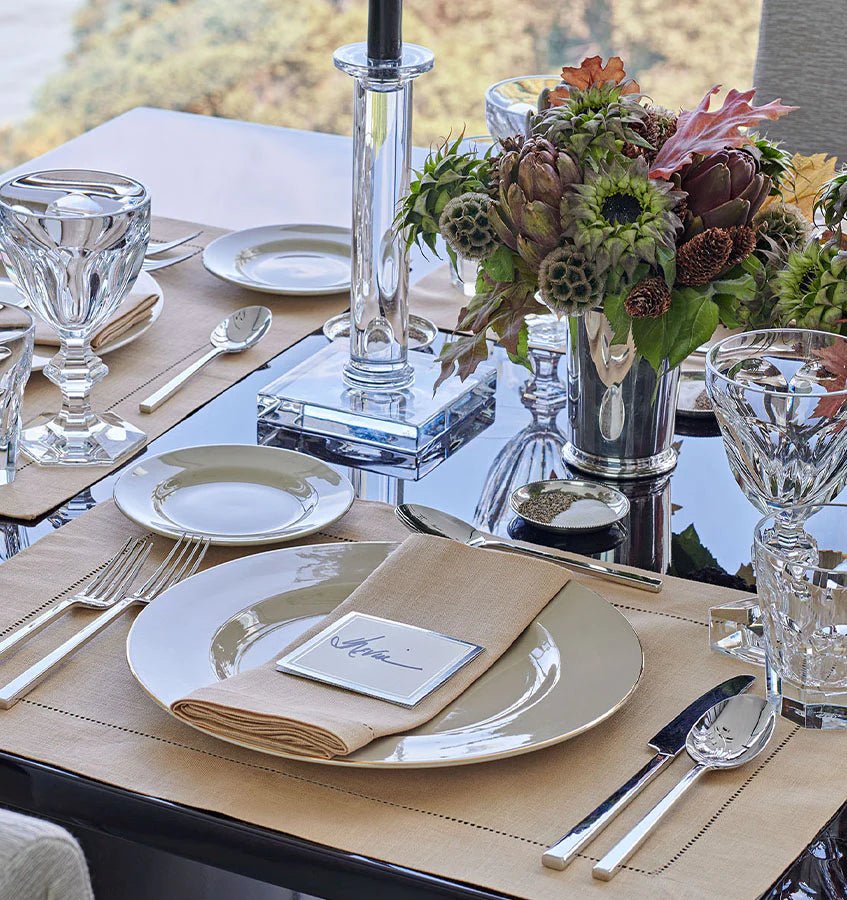 Table with Sferra Festival Runner| Duman Home