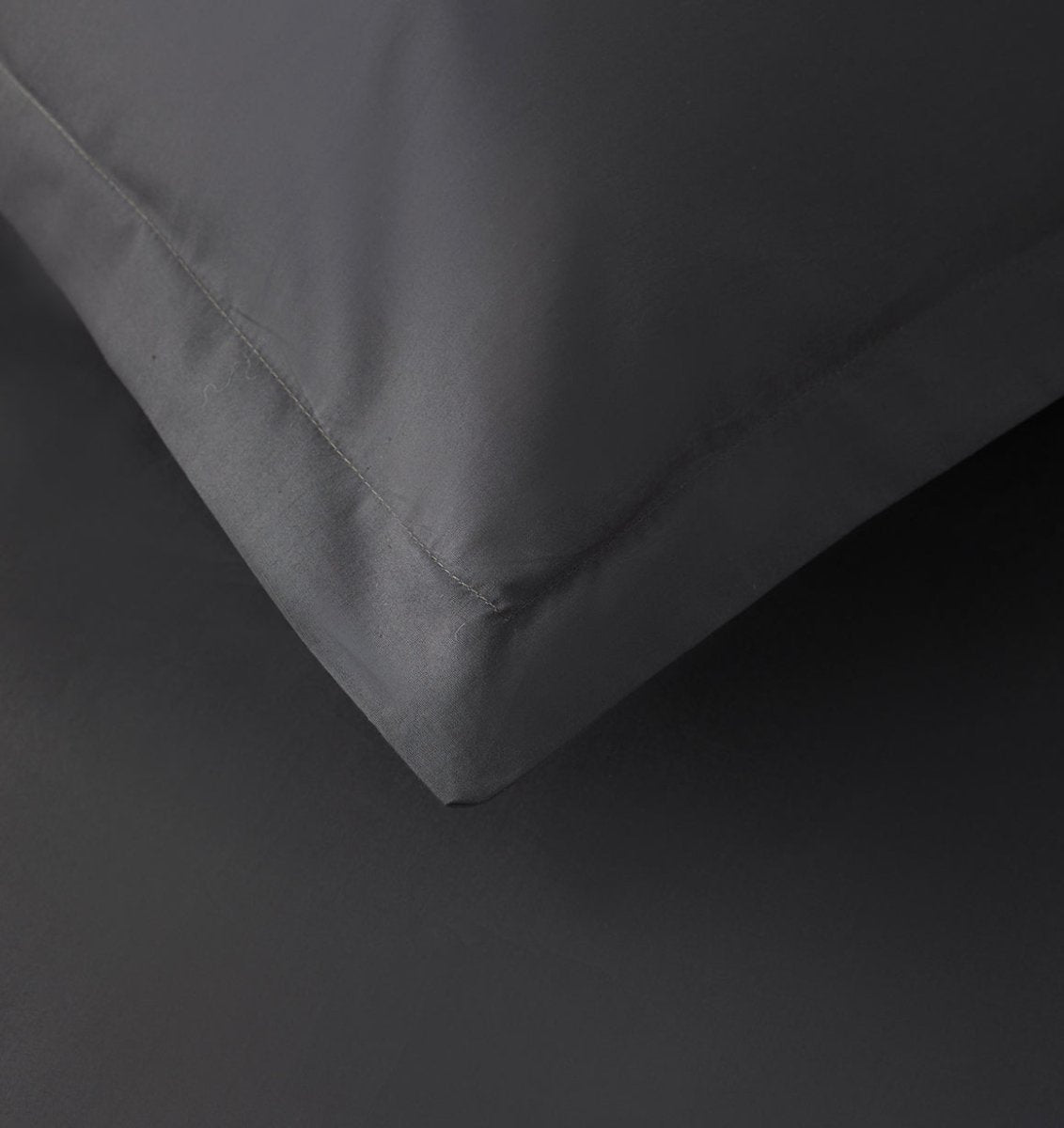 Slate Percale Duvet Set Detail | Duman Home