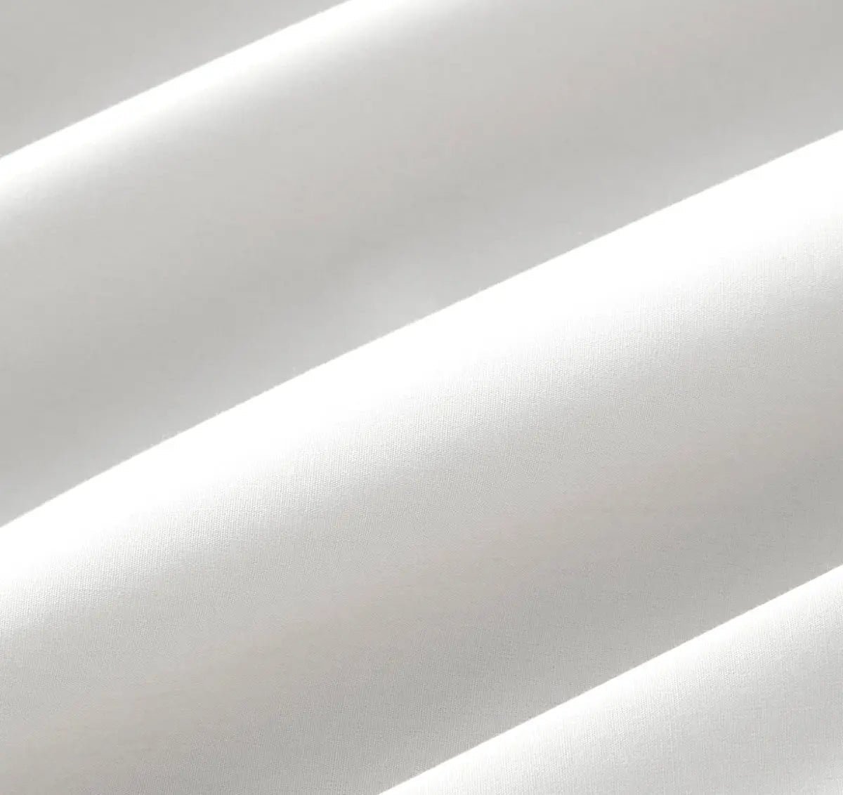 White sheet fabric detail